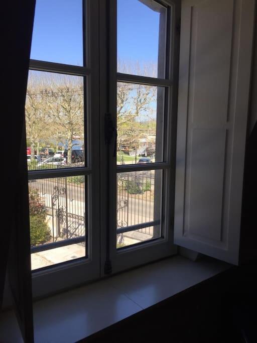 Bel Appart Au Bord De L'Eau Proche Gare Avec Wifi Auxerre Exteriér fotografie